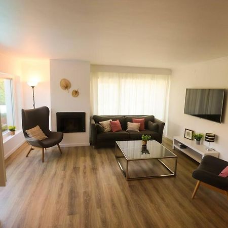 Cascais Getaway With A Shared Pool Apartment Bagian luar foto
