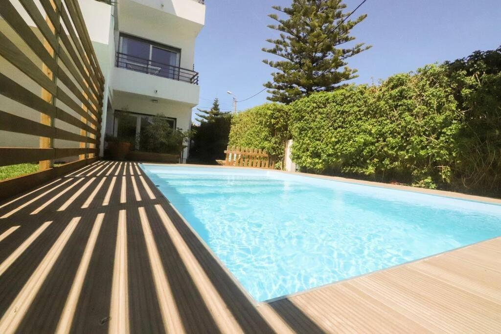 Cascais Getaway With A Shared Pool Apartment Bagian luar foto